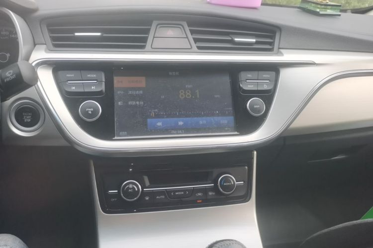 GEELY Emgrand GL 2017 immagine di auto #17
