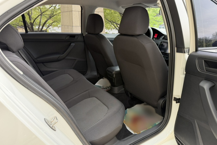 Volkswagen Santana 2021 #12 Volkswagen Santana 2021 car image #12