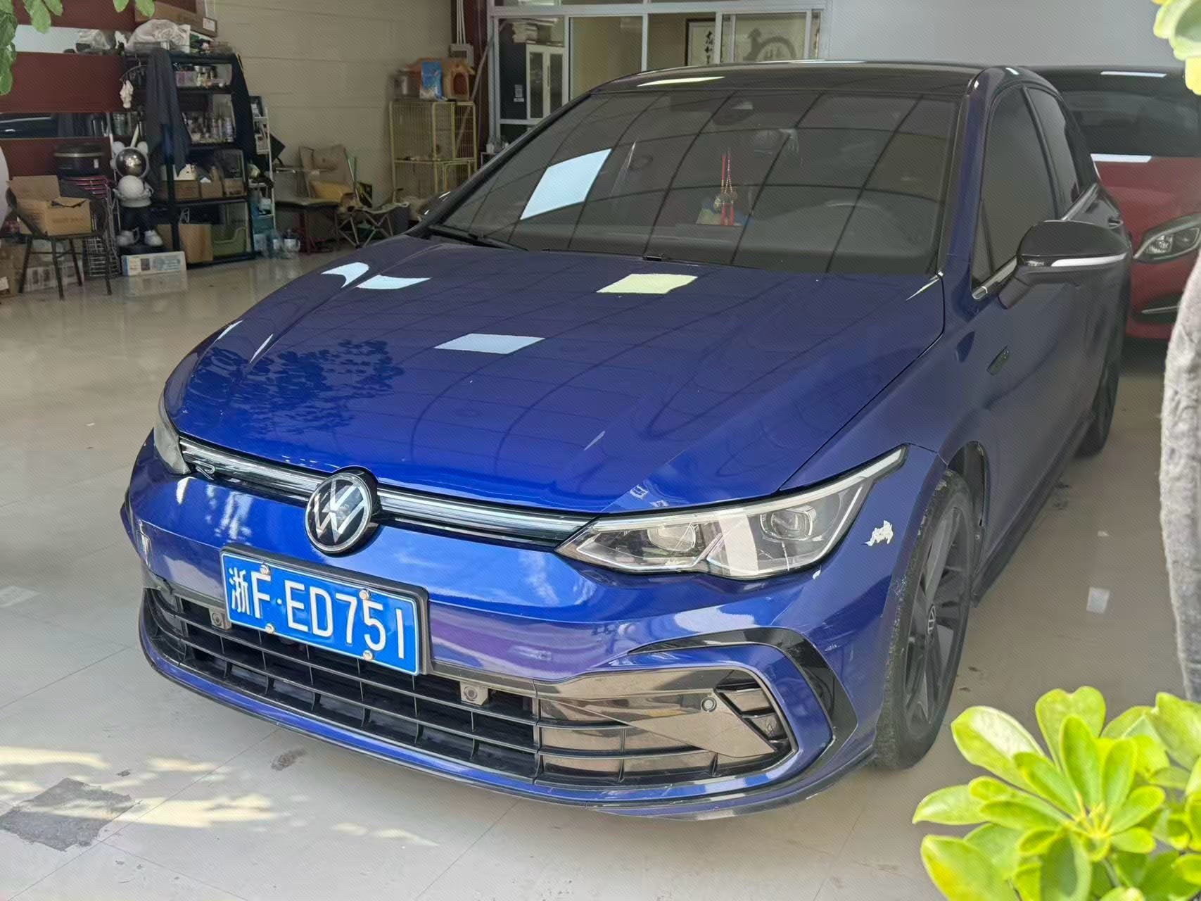 Volkswagen Golf 2021 car image 