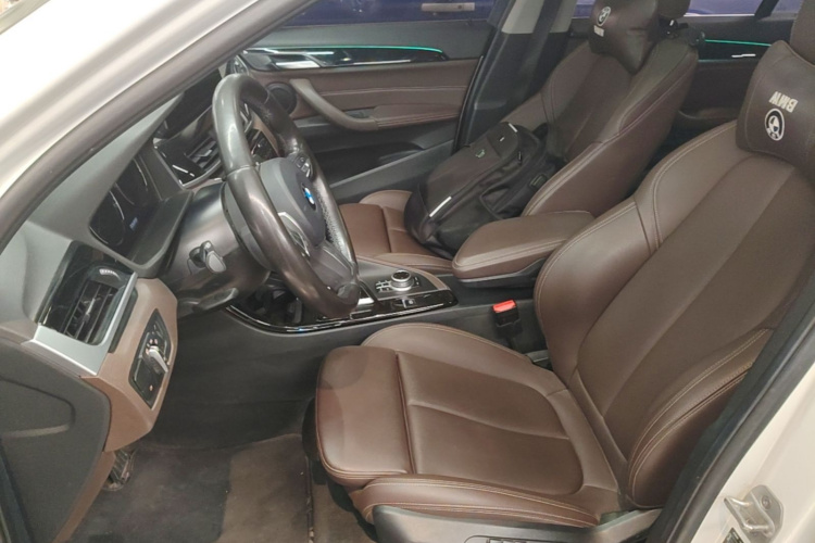BMW X1 2020 car image #17
