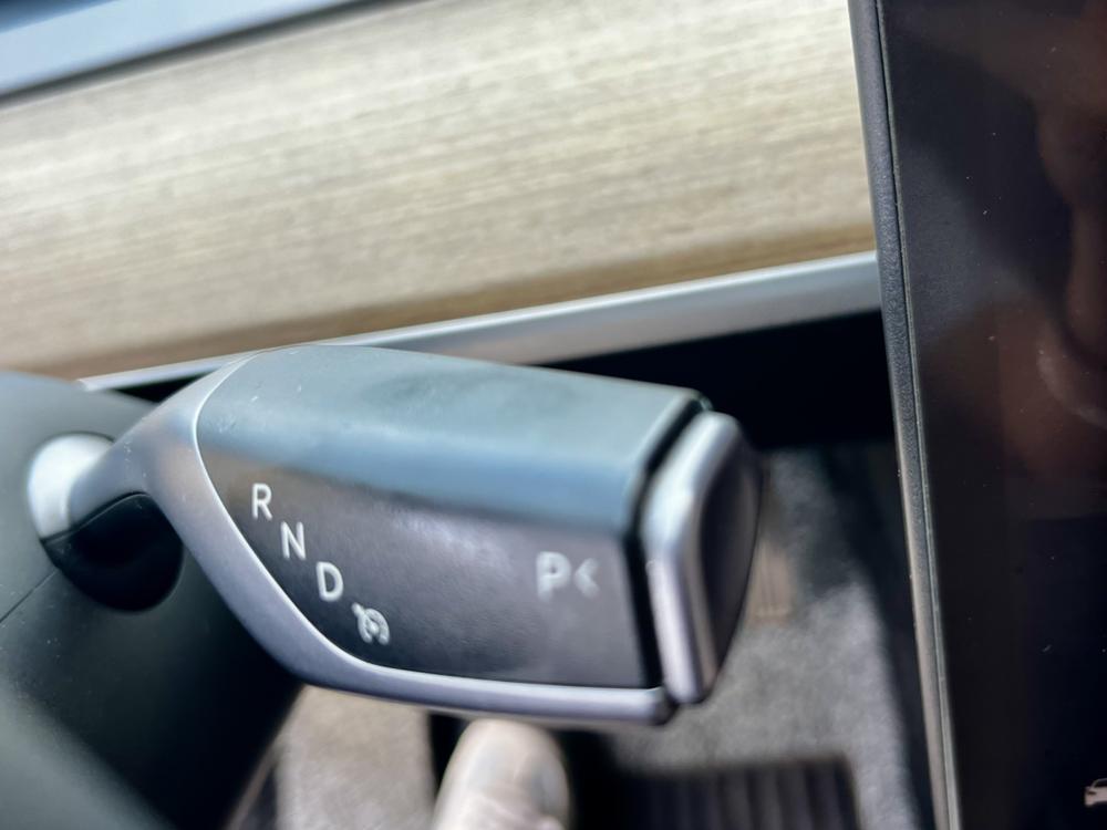 Tesla Model Y 2023 #21 Tesla Model Y 2023 car image #21