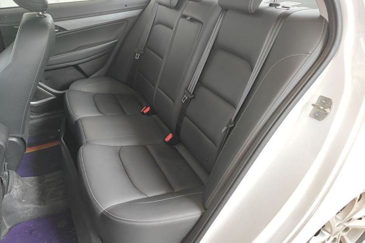 GEELY Emgrand 2021 #17 GEELY Emgrand 2021 car image #17