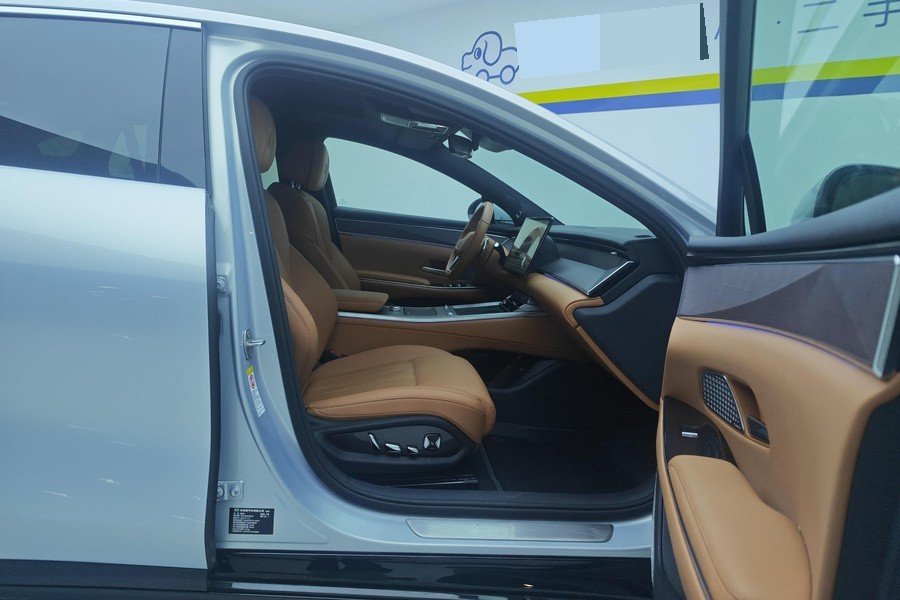 BYD HanL 2025 #7 BYD HanL 2025 car image #7