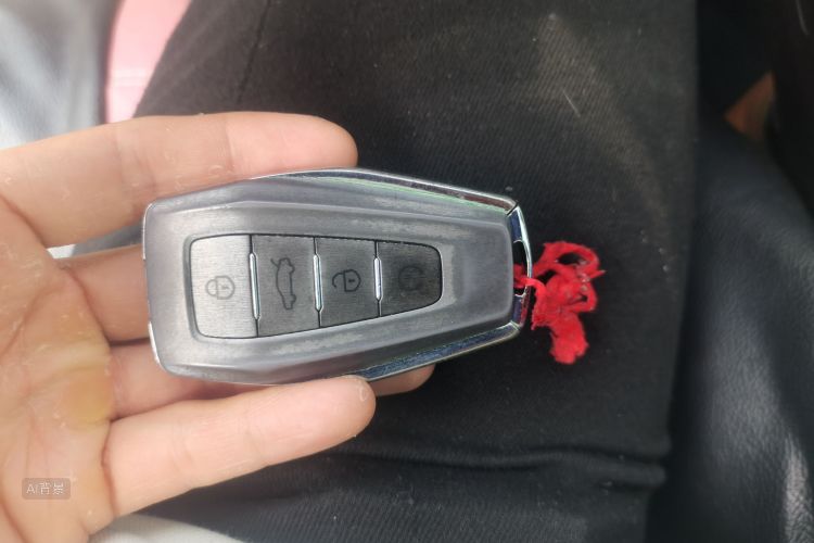 GEELY Coolray 2023 immagine di auto #10