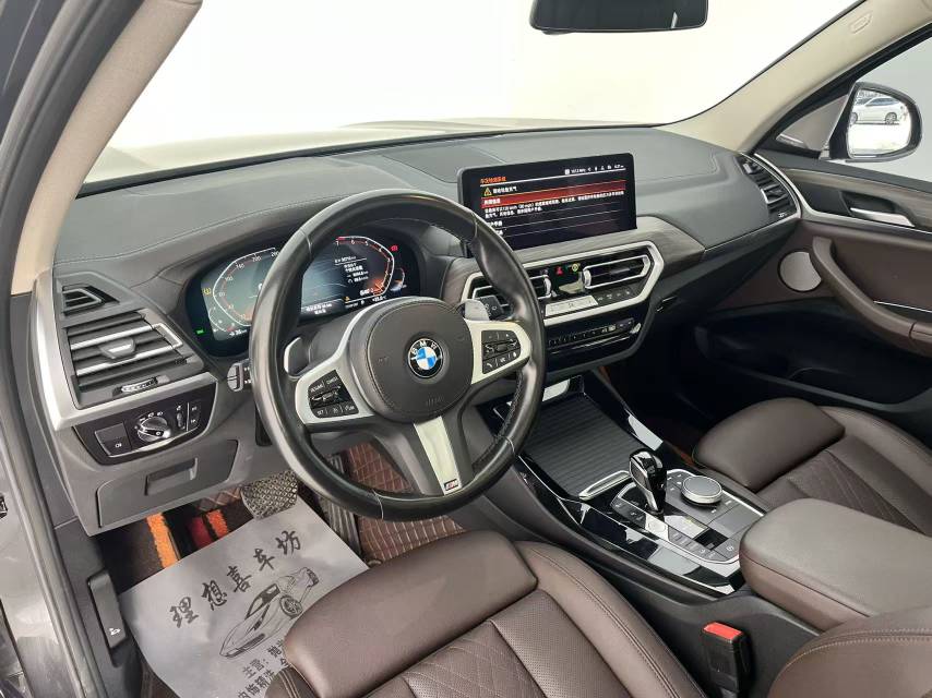 BMW X3 2022 car image #13