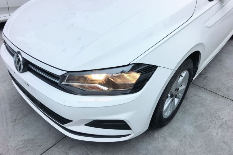 Volkswagen Polo 2021 car image #23