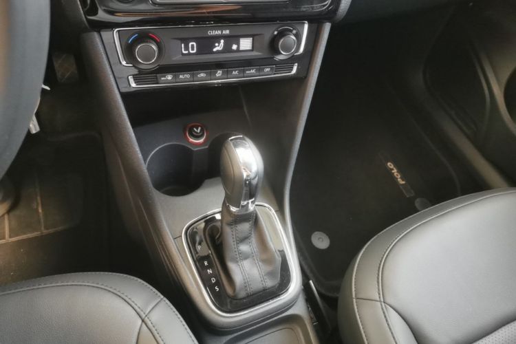 Volkswagen Polo 2017 #18 Volkswagen Polo 2017 car image #18