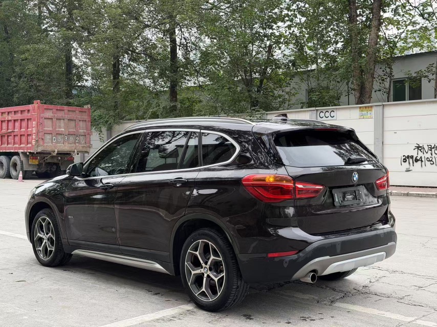 BMW X1 2017 #4 BMW X1 2017 изображение автомобиля #4