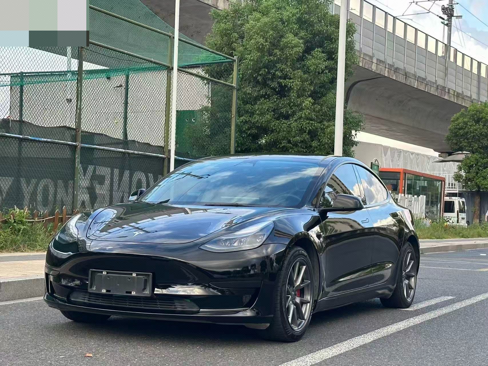 Tesla Model 3 2022 car image 