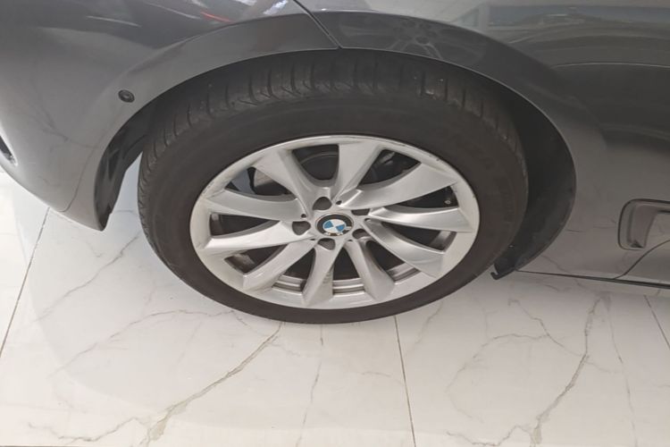BMW 3 Series GT 2019 #9 BMW 3 Series GT 2019 car image #9