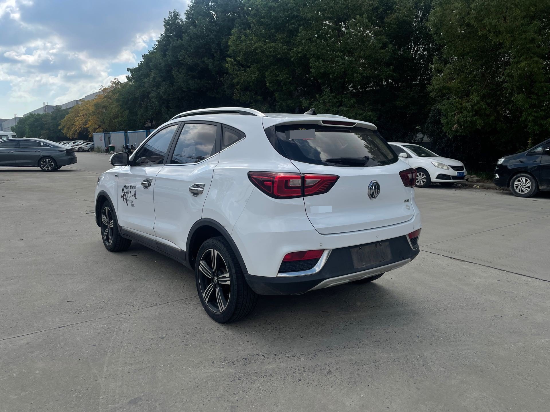 MG ZS 2018 #9 MG ZS 2018 car image #9