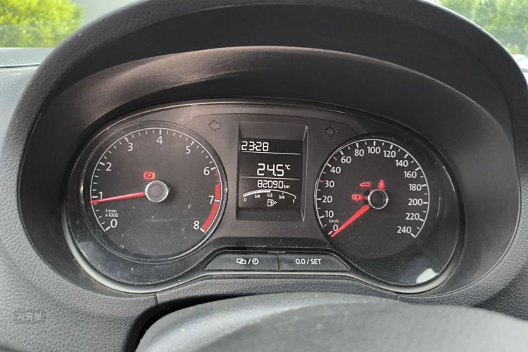Volkswagen Polo 2016 #13 Volkswagen Polo 2016 car image #13