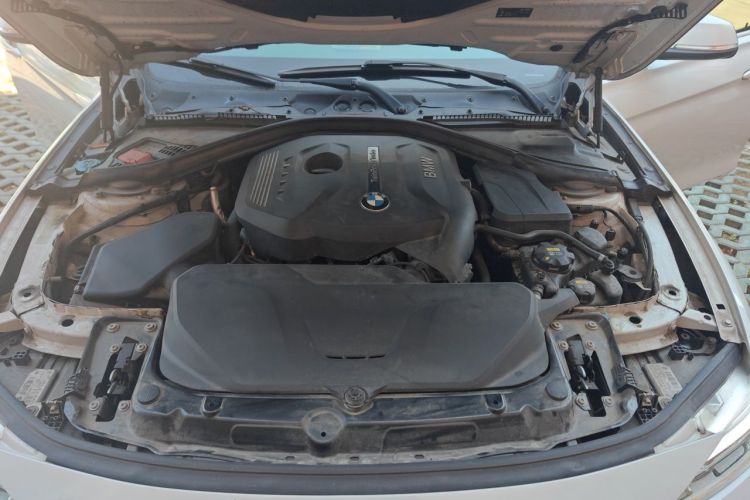 BMW 3 Series 2017 #22 BMW 3 Series 2017 car image #22