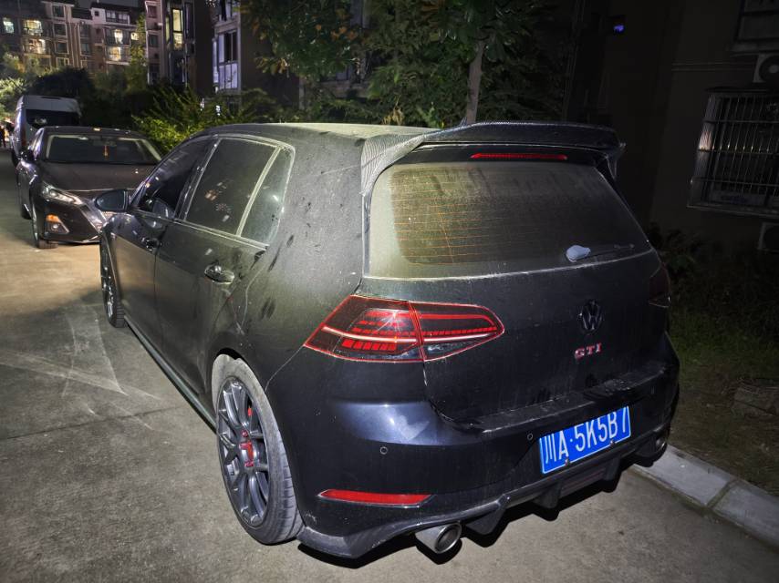 Volkswagen GolfGTI 2019 #6 Volkswagen GolfGTI 2019 car image #6