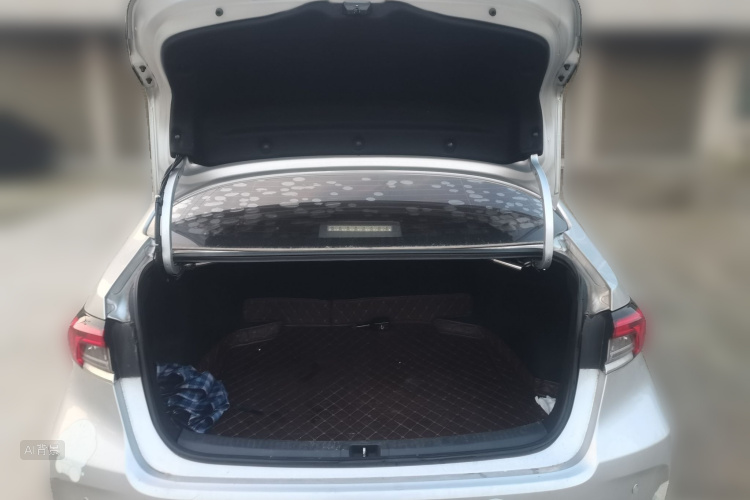 Toyota Corolla 2020 immagine di auto #21