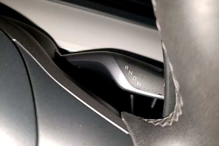 Tesla Model 3 2020 #18 Tesla Model 3 2020 صورة سيارة #18
