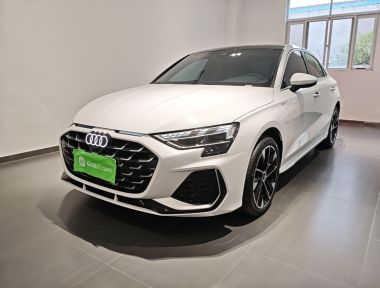 Audi A3 2026 Audi A3 2026 صورة سيارة