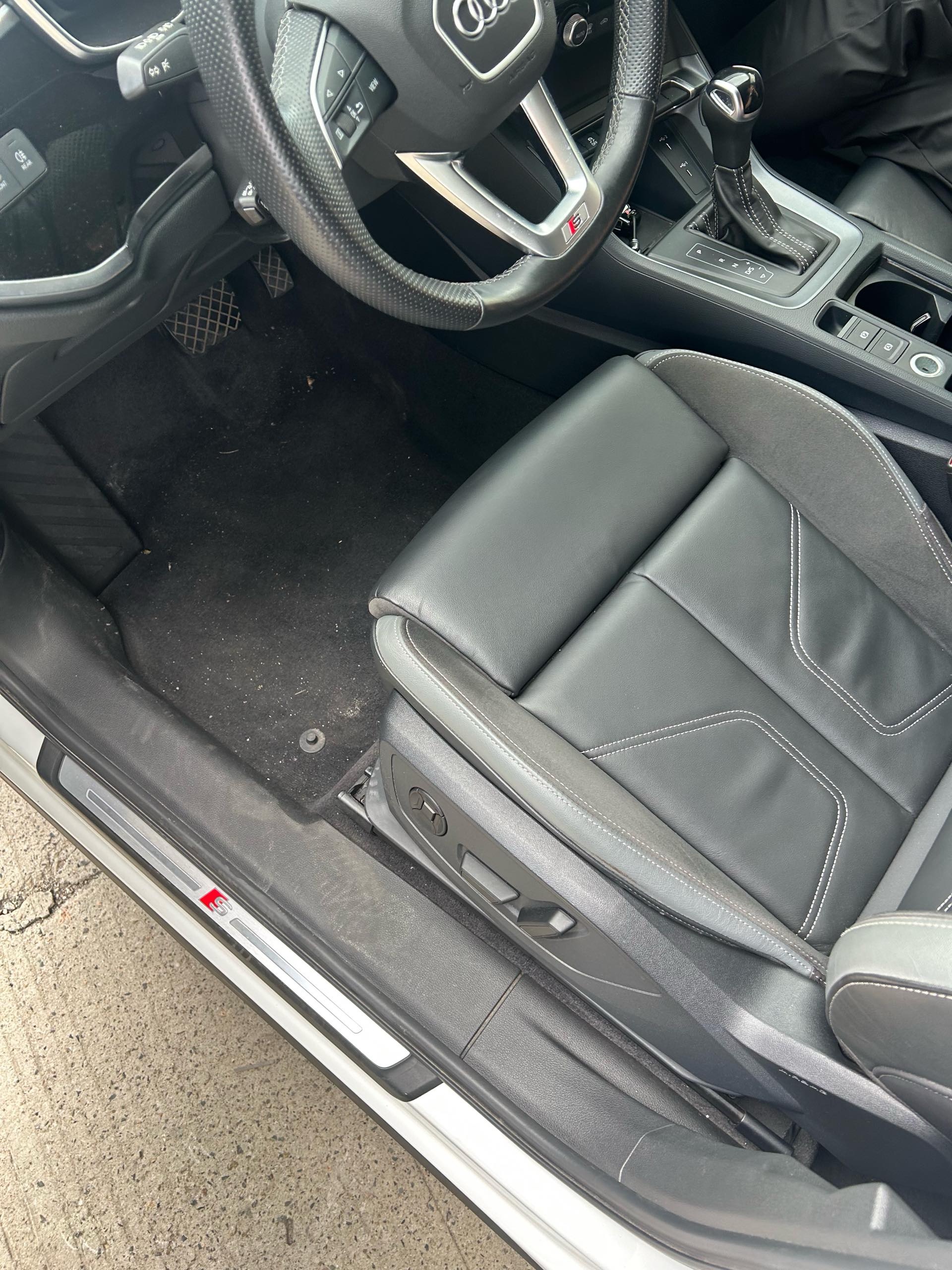 Audi Q3 Sportback 2022 #8 Audi Q3 Sportback 2022 car image #8