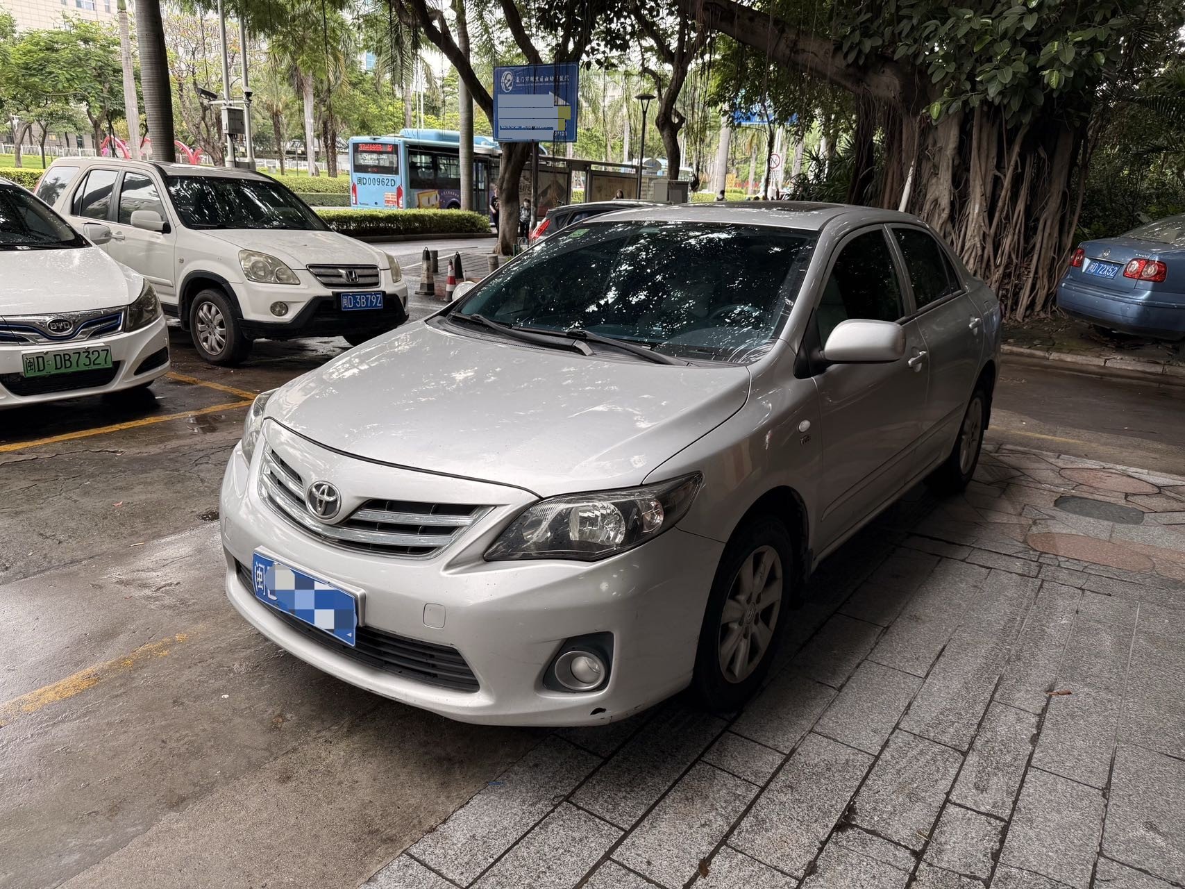 Toyota Corolla 2012 car image 