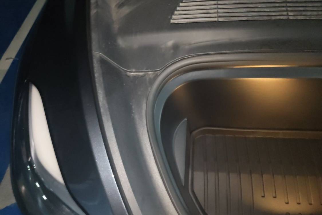 Tesla Model Y 2024 #11 Tesla Model Y 2024 car image #11
