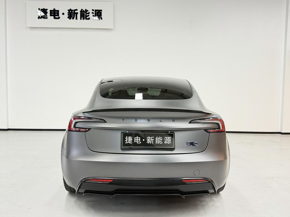 Tesla Model 3 2025 car image #4