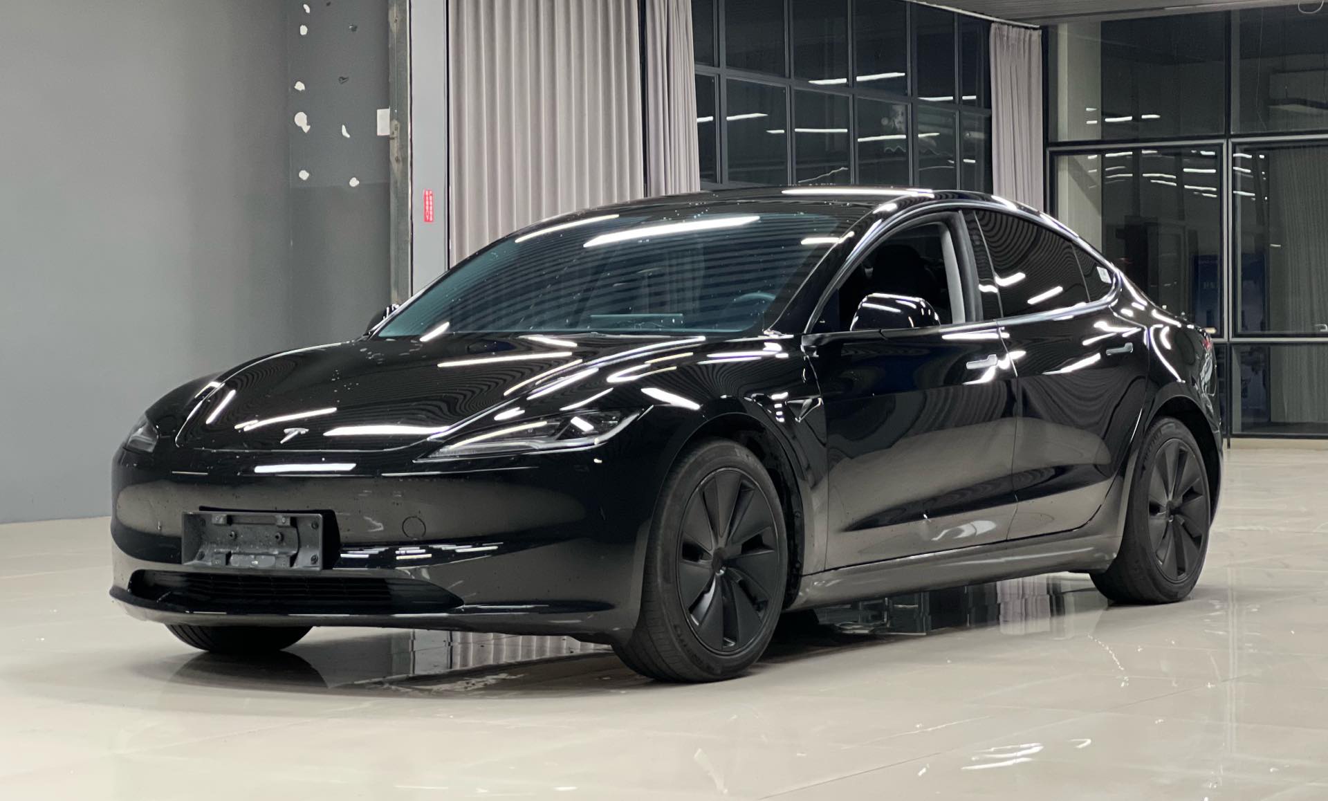 Tesla Model 3 2024 Tesla Model 3 2024 car image