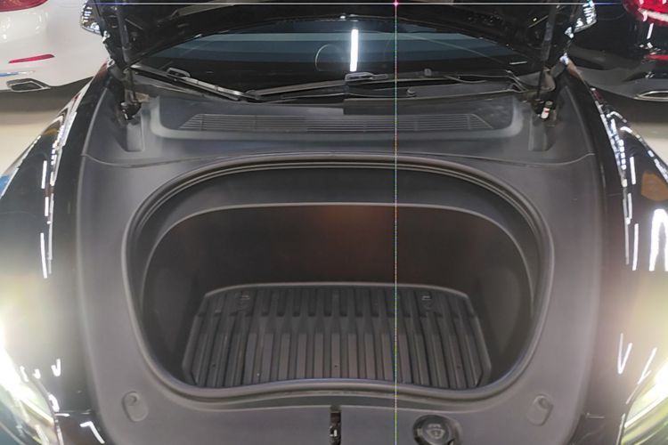 Tesla Model 3 2023 car image #20