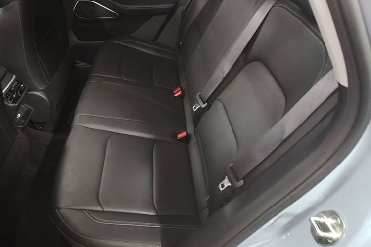GEELY Emgrand 2024 car image #17