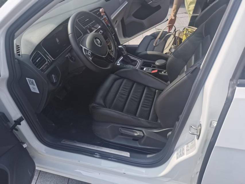 Volkswagen Golf New Energy (Imported) 2020 #3 Volkswagen Golf New Energy (Imported) 2020 immagine di auto #3