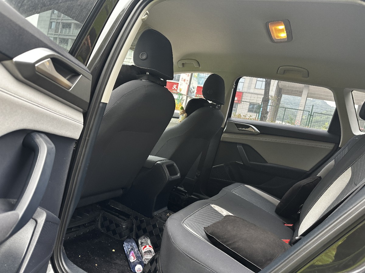 Volkswagen Tharu 2023 imagem de carro #6