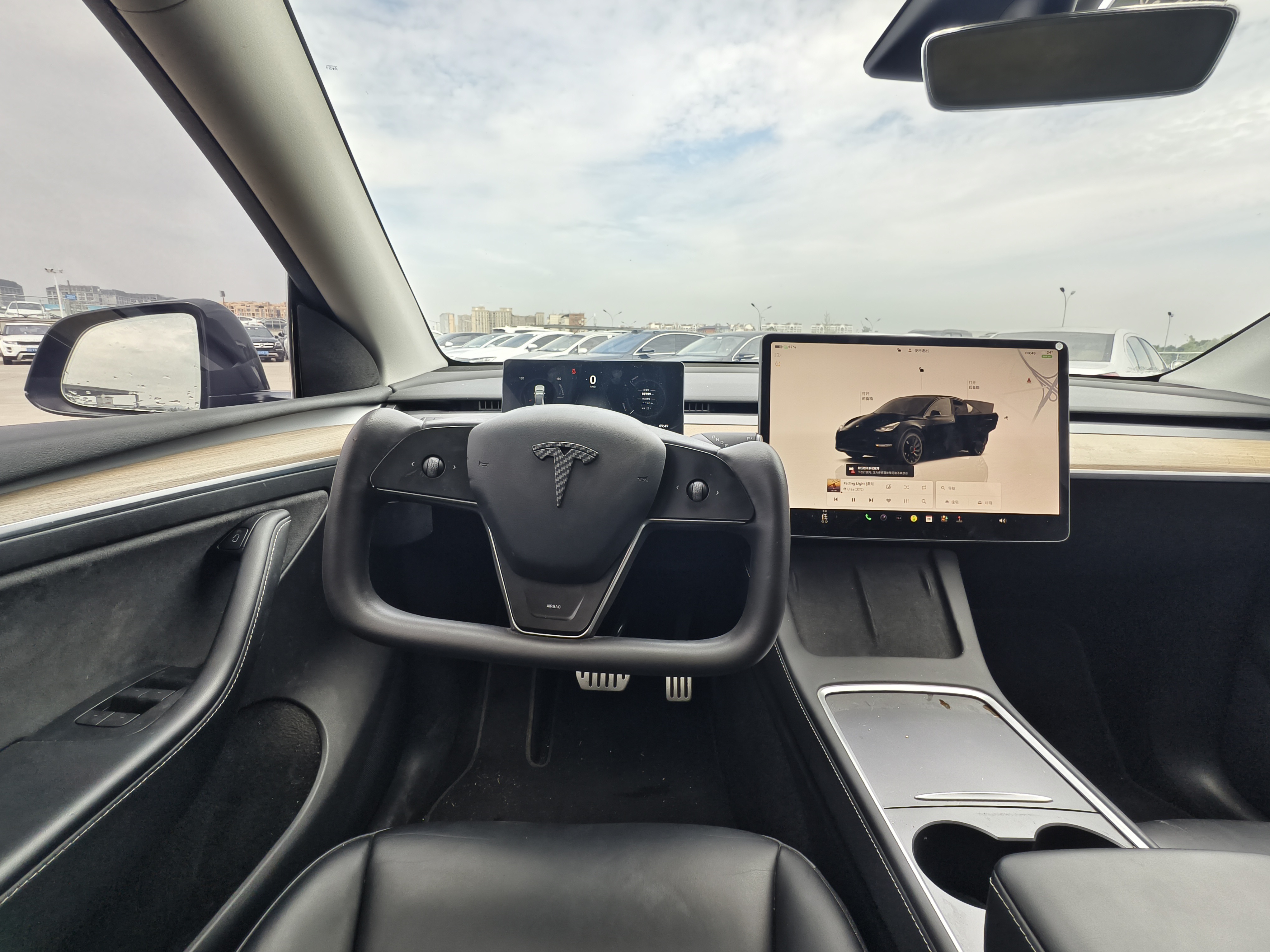 Tesla Model Y 2023 #15 Tesla Model Y 2023 car image #15