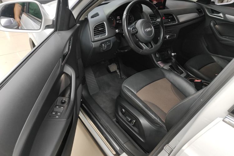 Audi Q3 2016 #12 Audi Q3 2016 car image #12