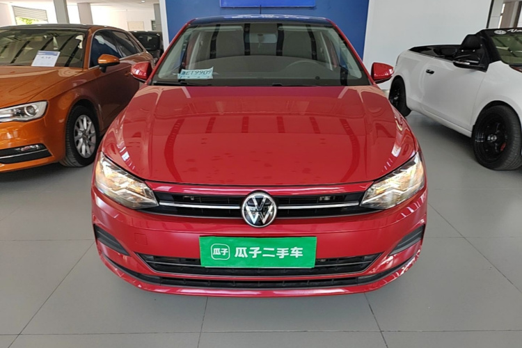 Volkswagen Polo 2021 car image #3