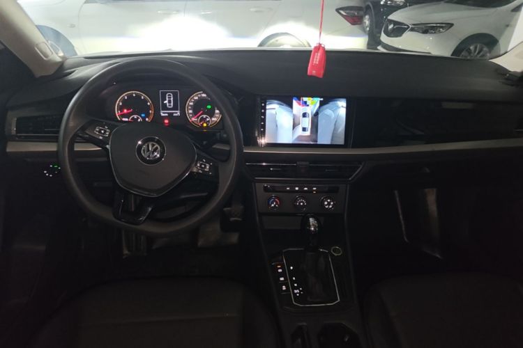 Volkswagen Lavida 2019 car image #10