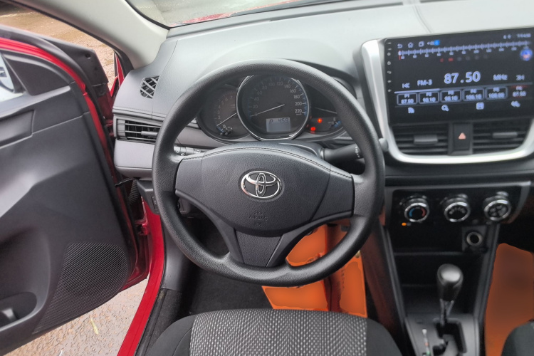 Toyota Vios 2017 immagine di auto #11