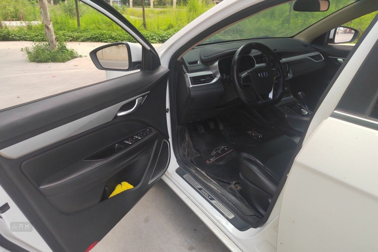 GEELY Emgrand 2019 #18 GEELY Emgrand 2019 car image #18