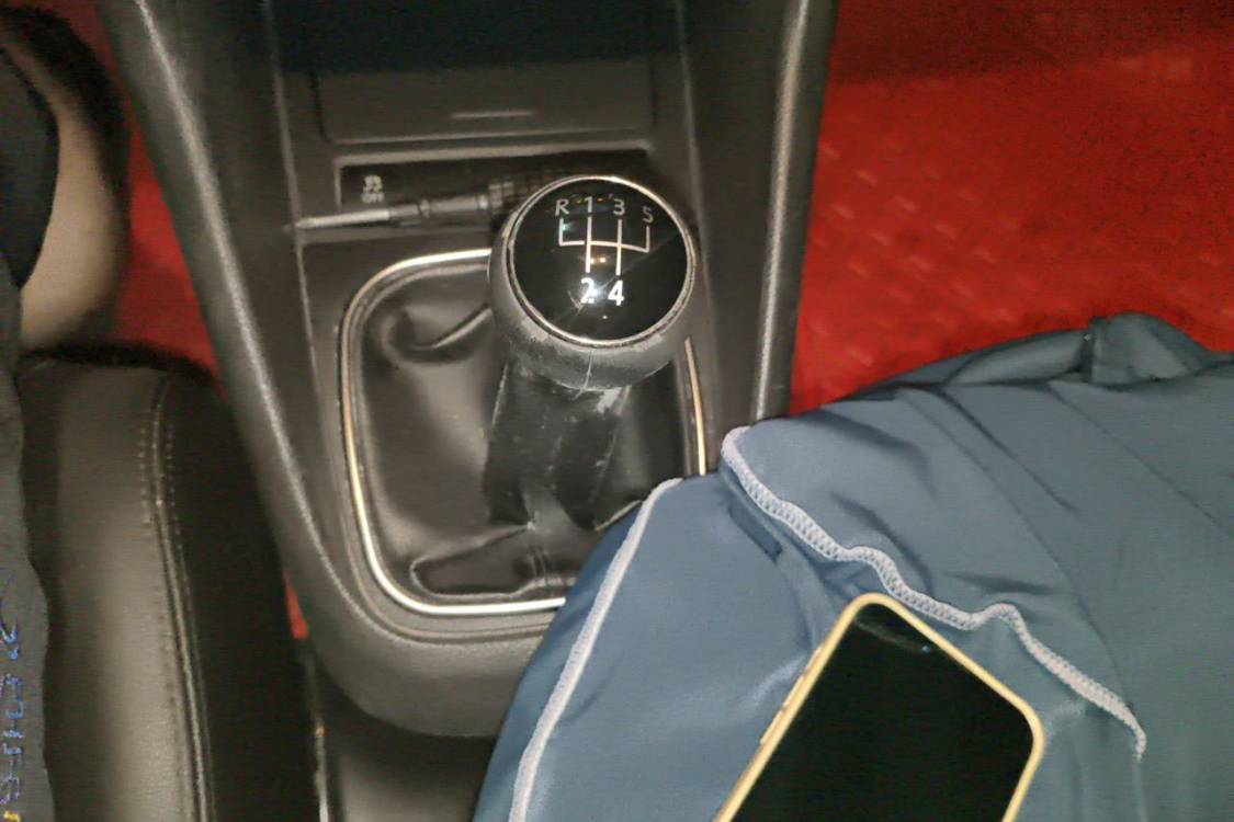 Volkswagen Golf 2012 car image #27