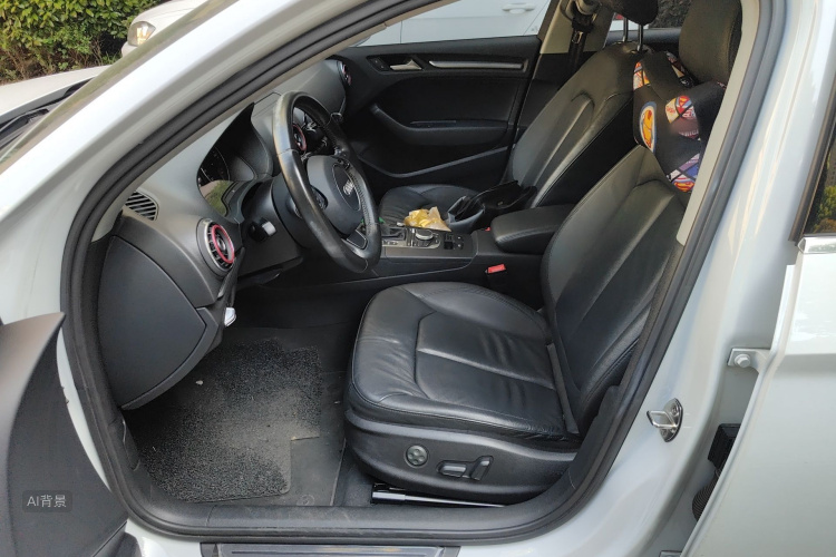 Audi A3 2015 car image #17