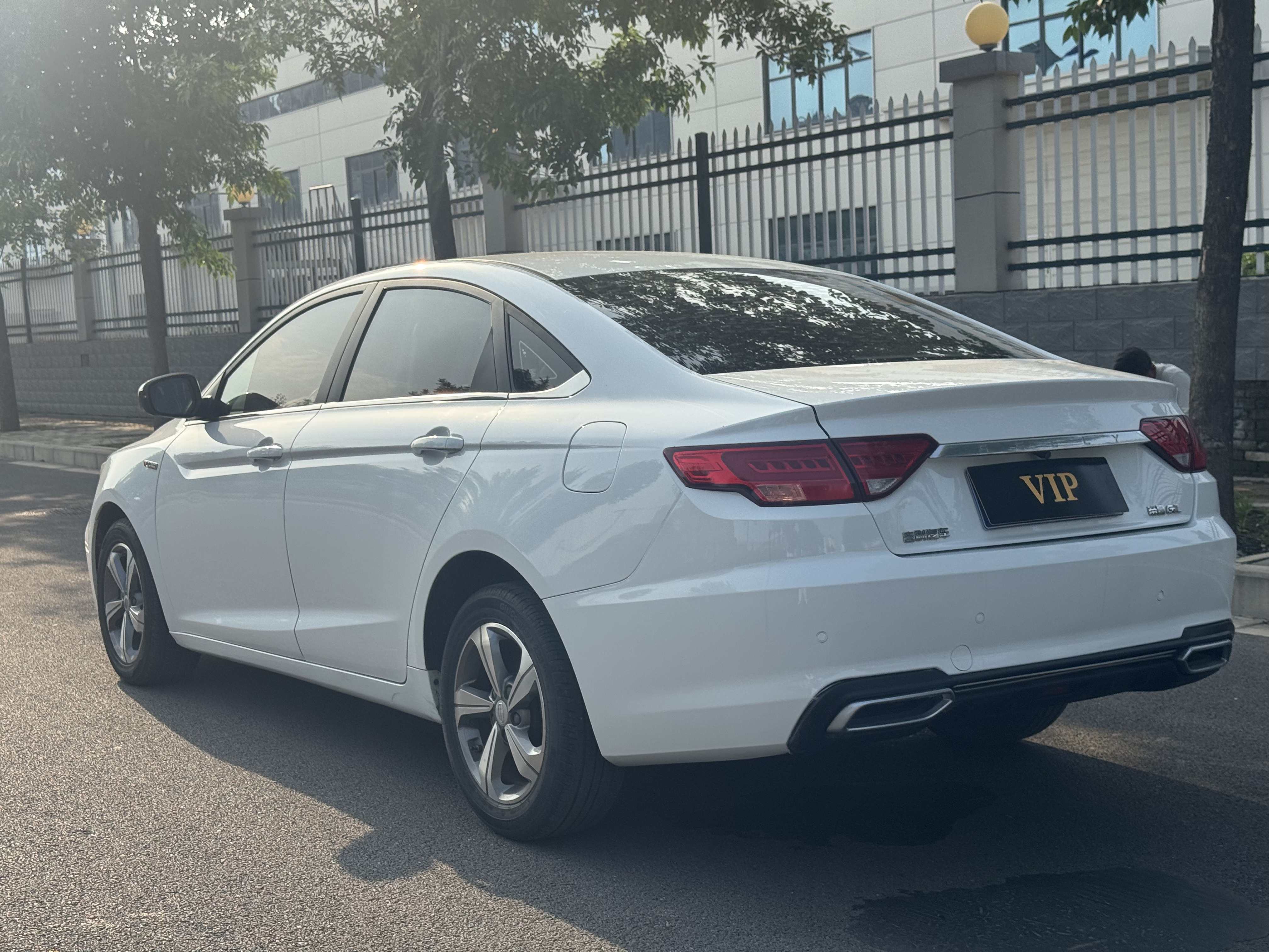 GEELY Emgrand GL 2019 immagine di auto #9
