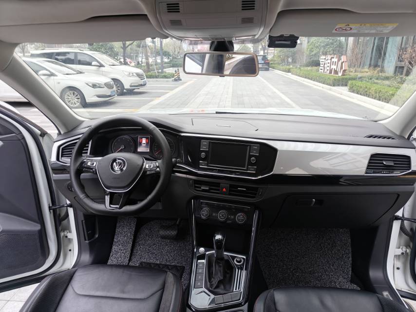 Volkswagen Tayron 2020 car image #12