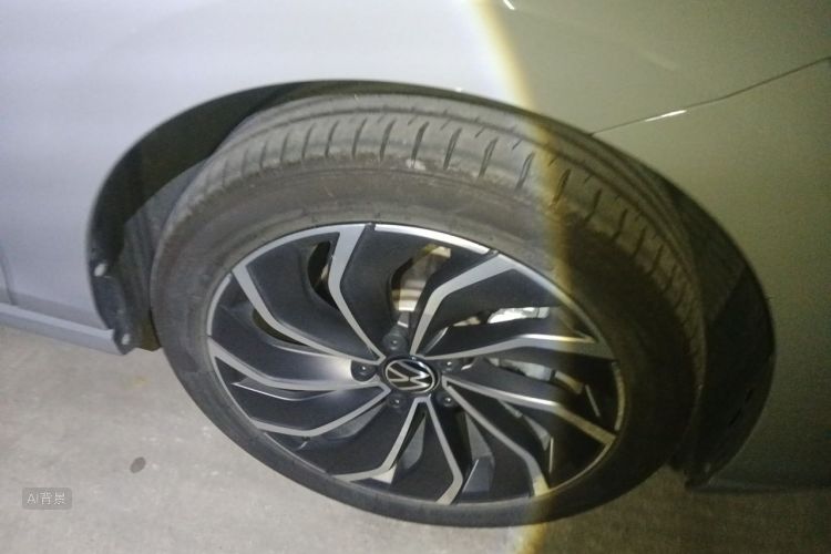 Volkswagen Golf 2021 car image #9