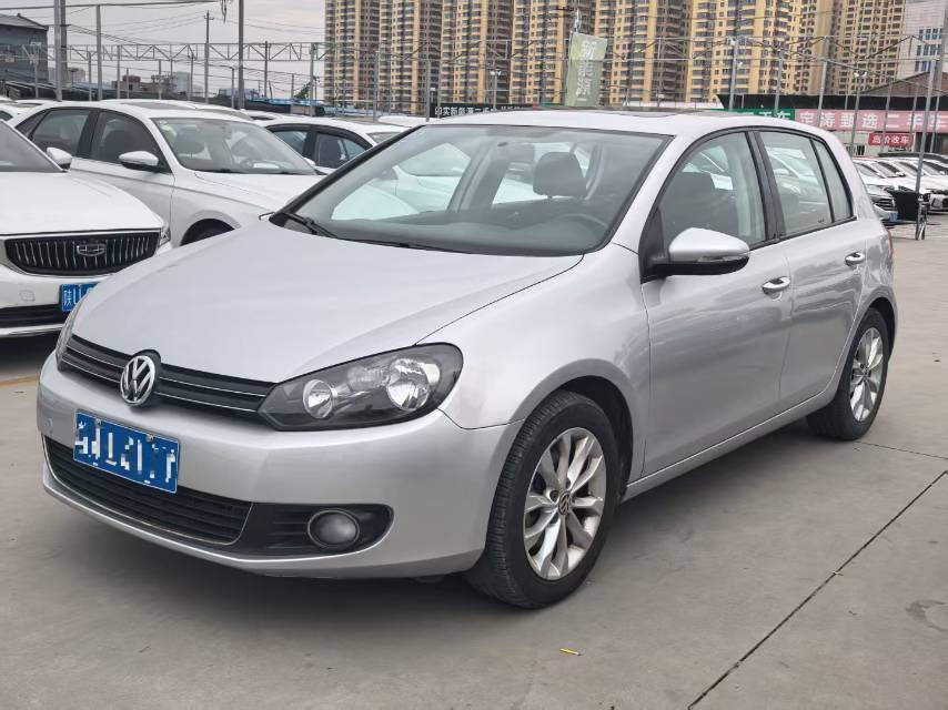 Volkswagen Golf 2014 Volkswagen Golf 2014 car image