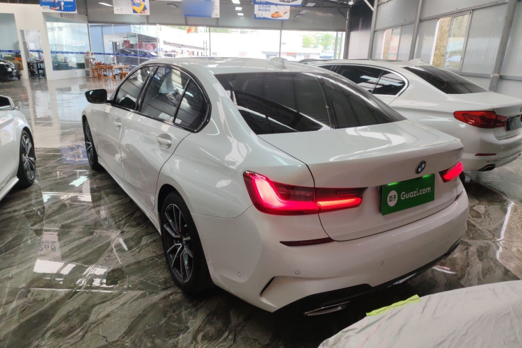 BMW 3 Series 2021 car image #5