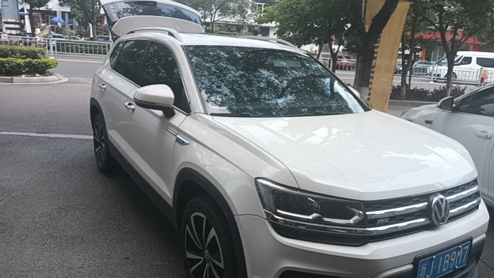 Volkswagen Tharu 2019 #4 Volkswagen Tharu 2019 car image #4