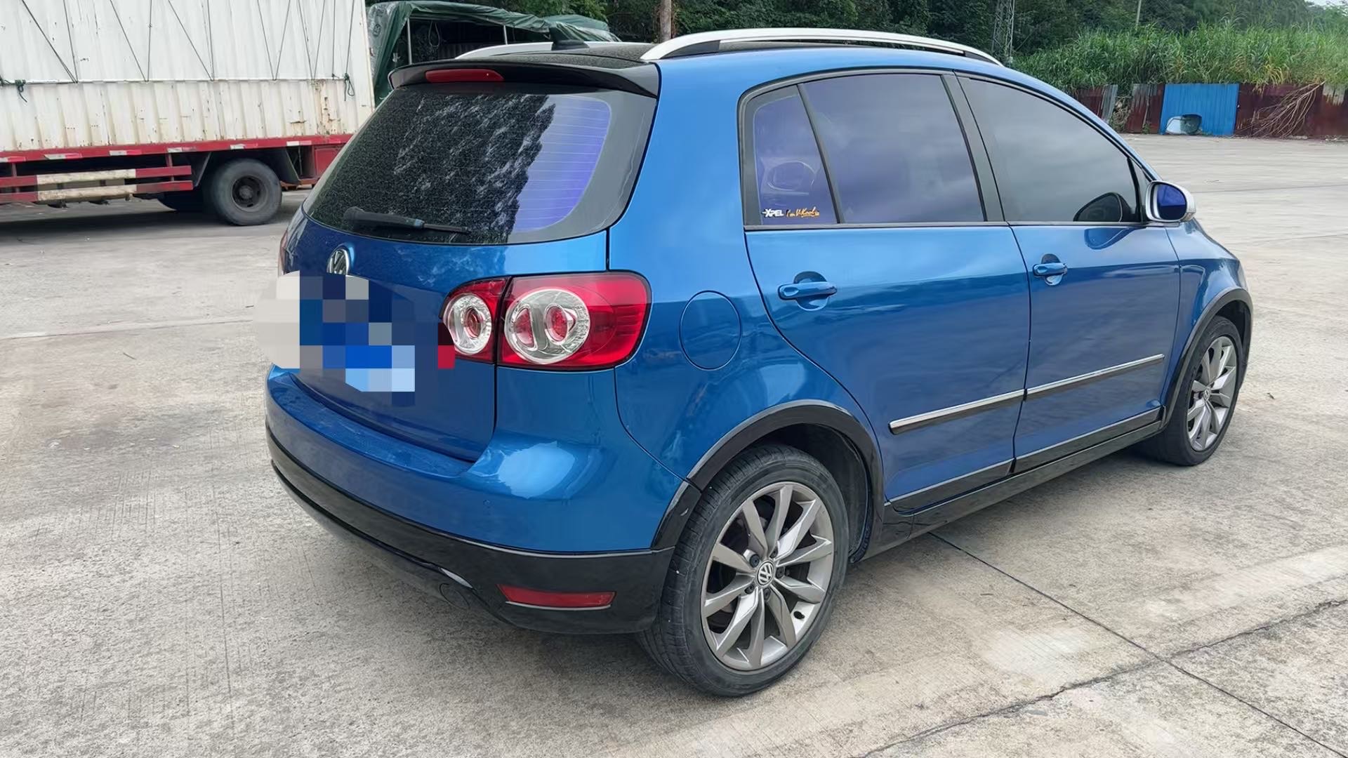 Volkswagen Golf (Imported) 2013 car image #4