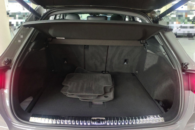 Audi Q3 2024 car image #27