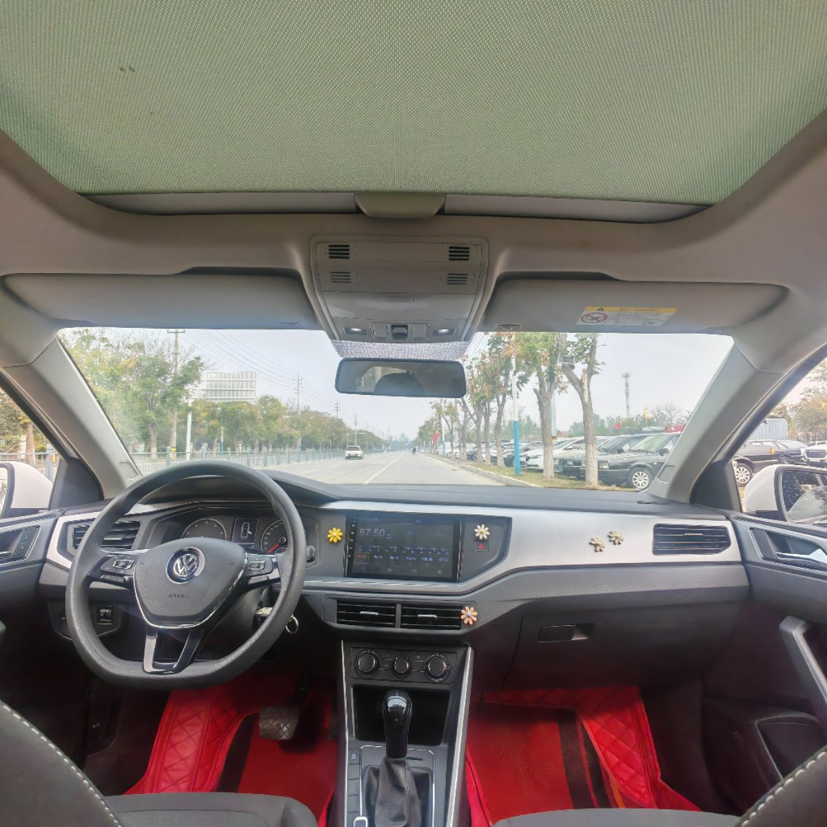 Volkswagen Polo 2020 #5 Volkswagen Polo 2020 صورة سيارة #5