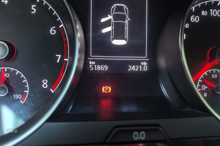 Volkswagen Golf 2017 car image #14