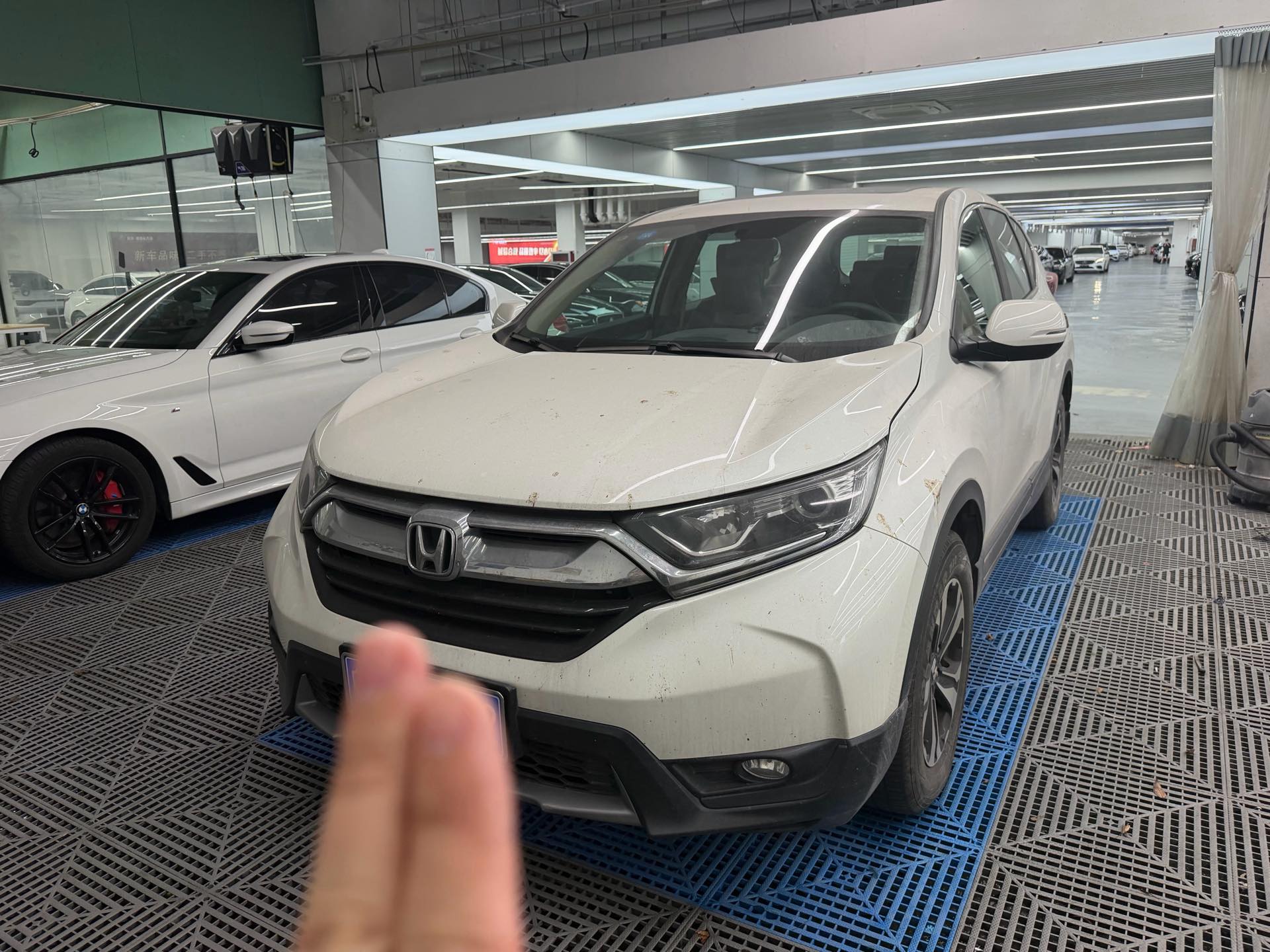 Honda CR-V 2019 car image 