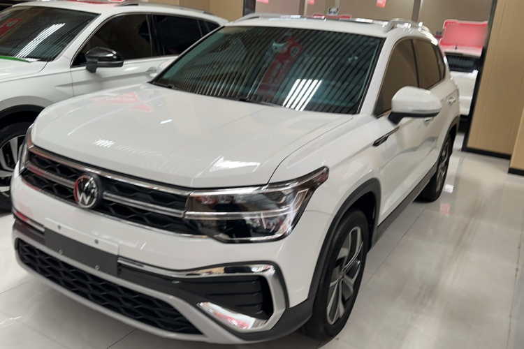 Volkswagen Tharu 2024 car image #3
